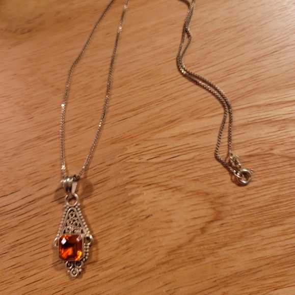 Topaz pendant rare orange color in sterling silver w/ss box chain - Picture 1 of 13
